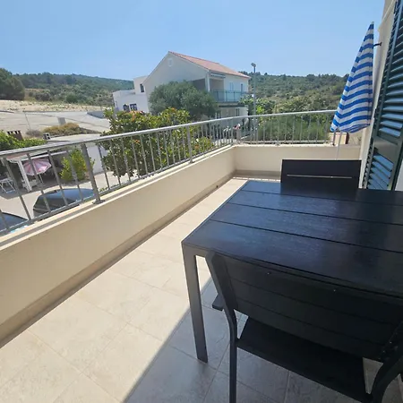 Buntin Apartman Primošten